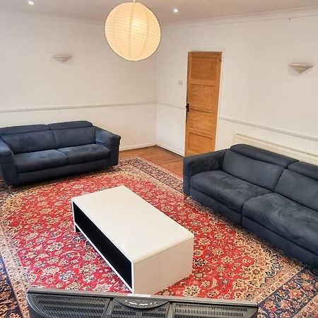 Free Parking-Central Location Cardiff Esterno foto